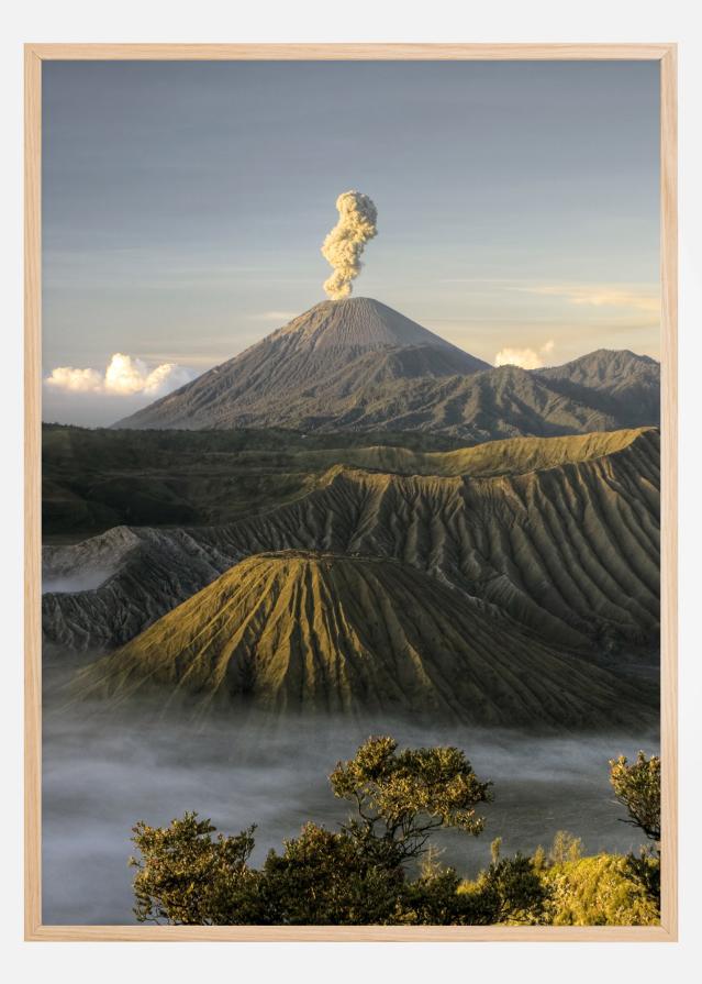 Green volcano reklaamplakat