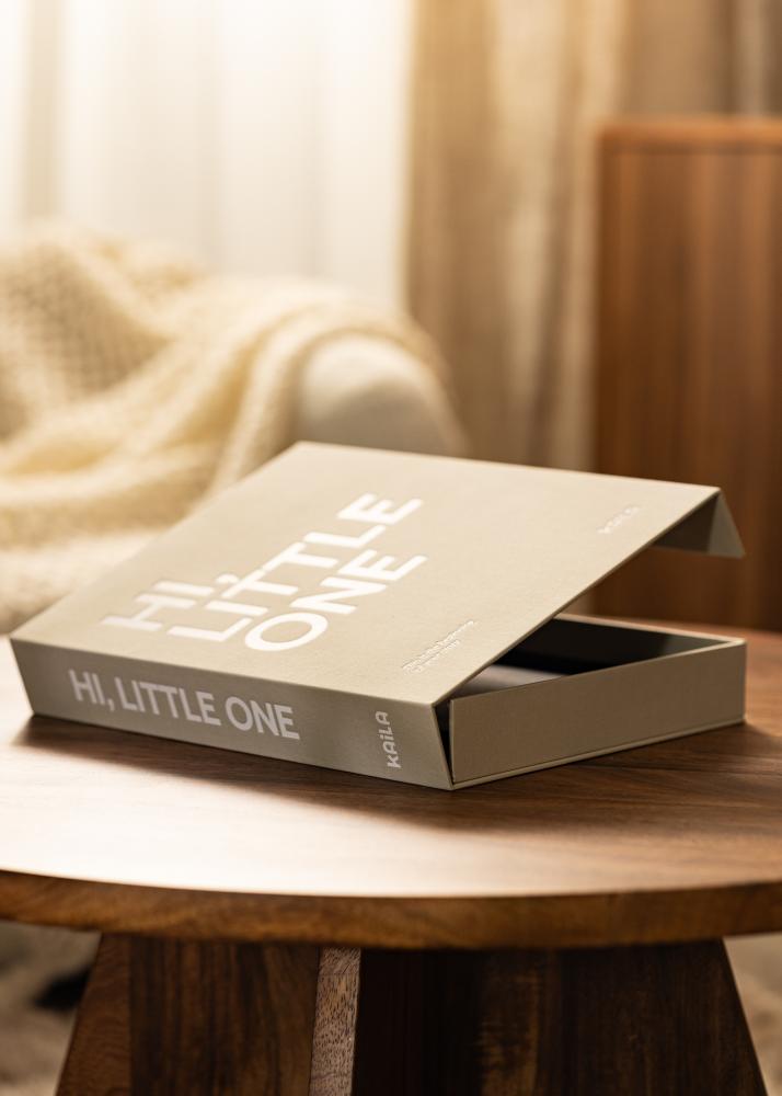 KAILA HI LITTLE ONE Grey - Coffee Table Photo Album (60 mustad lehekülge)