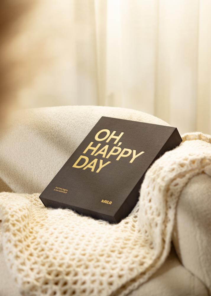 KAILA OH HAPPY DAY Black - Coffee Table Photo Album (60 mustad lehekuljed)