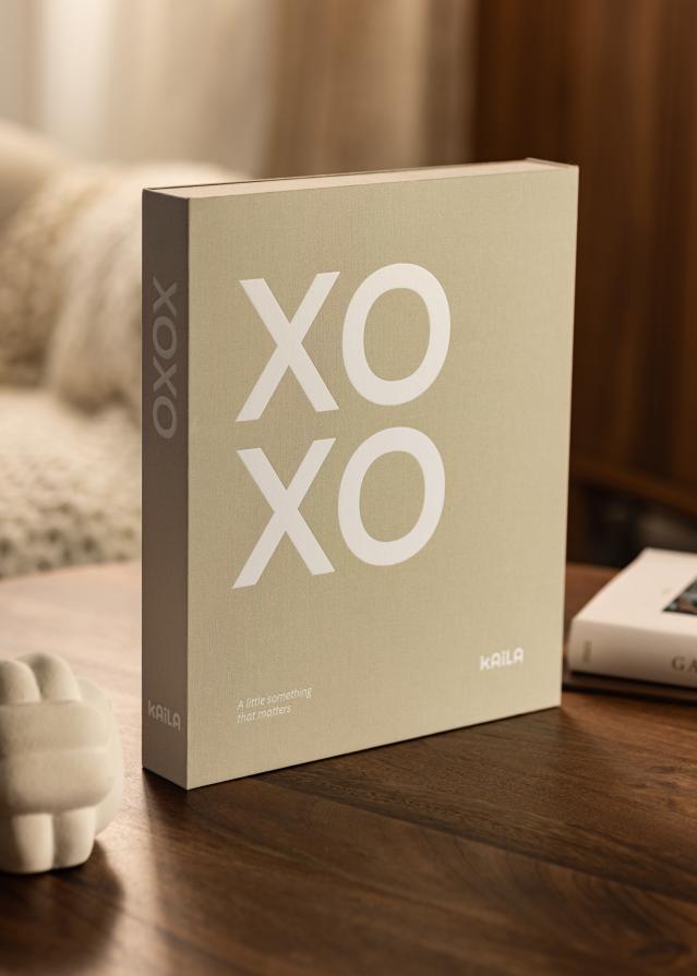 KAILA XOXO hall - Coffee Table Photo Album (60 mustad lehekuljed / 30 lehte)