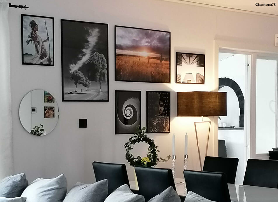 Kunstisein peegli ja mustade raamidega